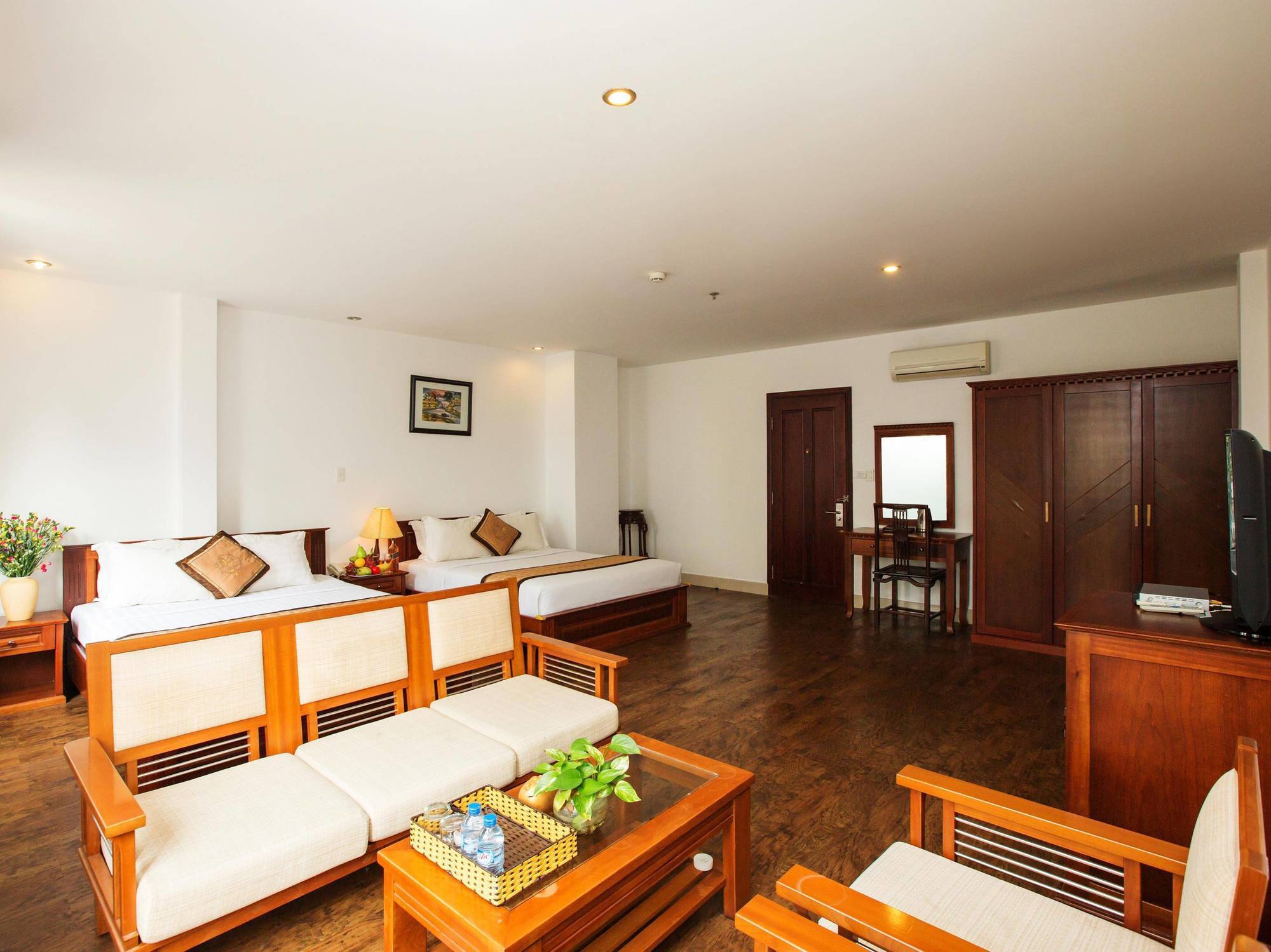 Golf Hotel Ho Chi Minh-stad Buitenkant foto