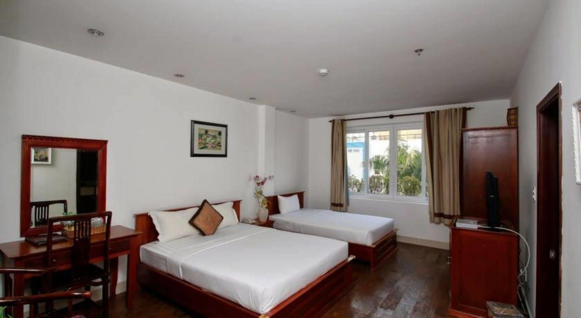 Golf Hotel Ho Chi Minh-stad Buitenkant foto