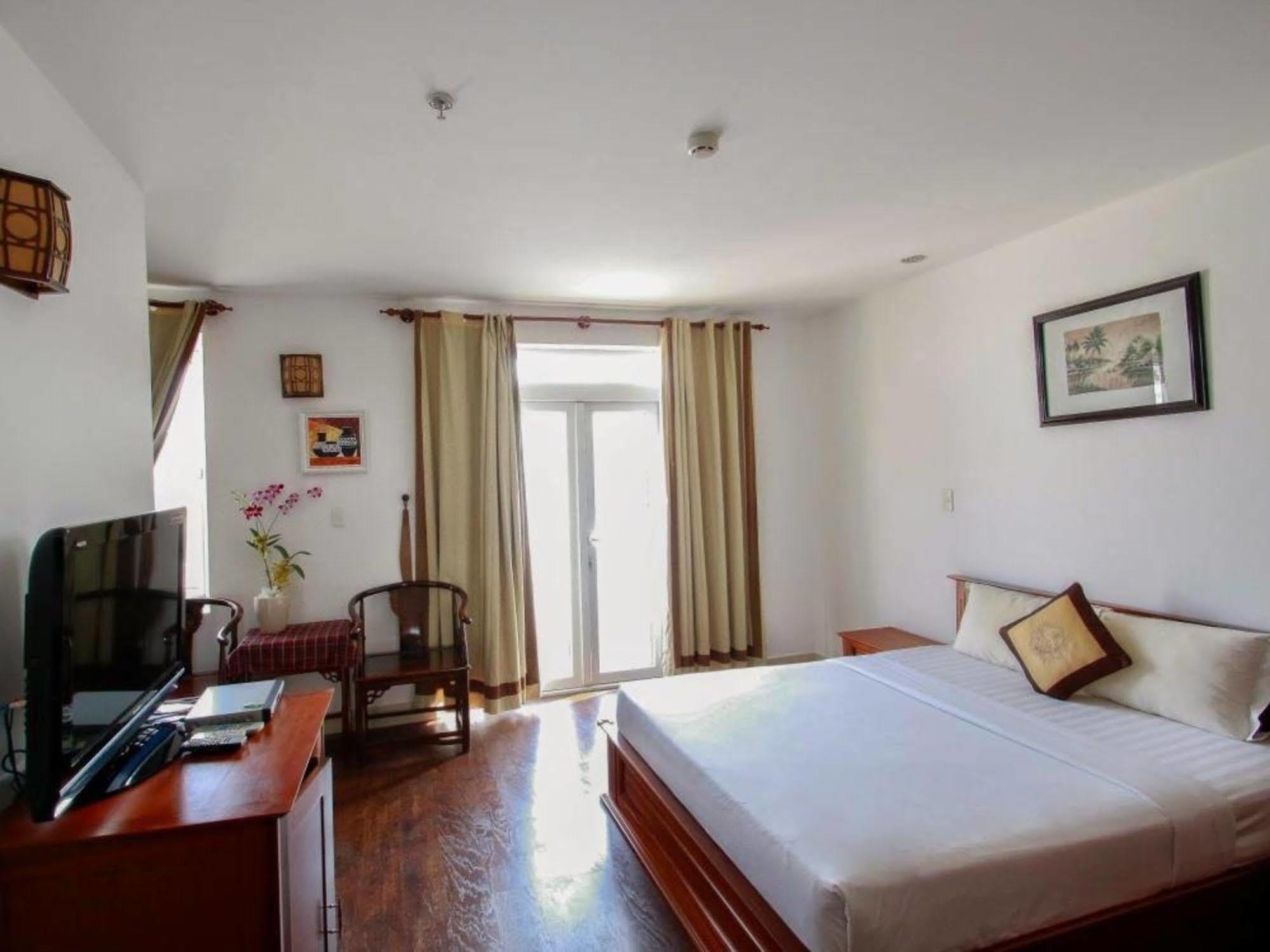 Golf Hotel Ho Chi Minh-stad Buitenkant foto
