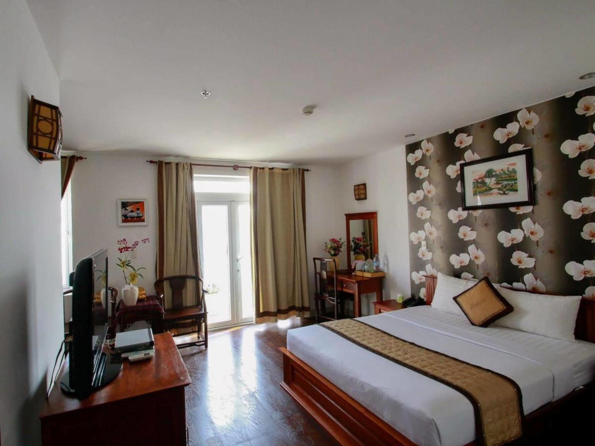 Golf Hotel Ho Chi Minh-stad Buitenkant foto